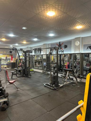 عکس باشگاه بدنسازی و پرورش اندام اکسیژن