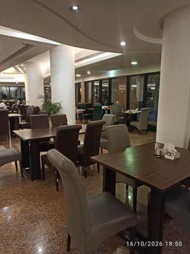 عکس رستوران همای سعادت