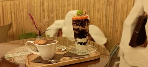 عکس کافه گالری‌ روستیک