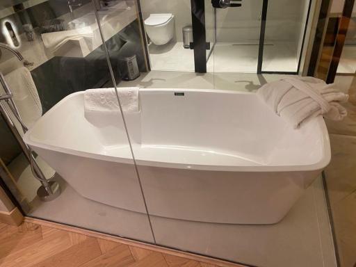 عکس پرشین استاندارد