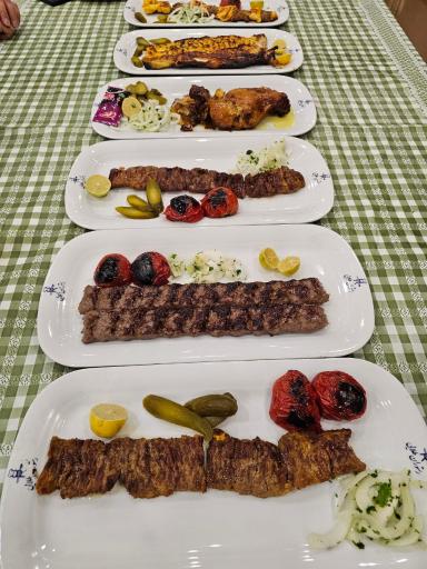 عکس رستوران طلایی