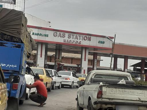 عکس پمپ گاز CNG و بنزین