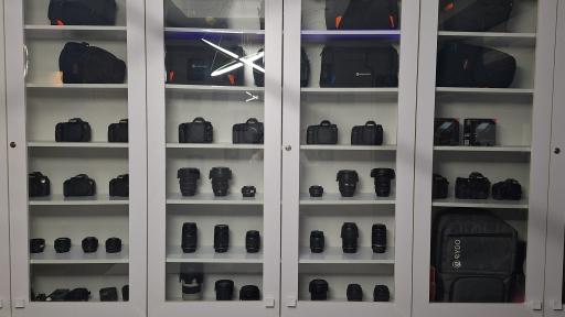 عکس فروشگاه دوربین لند