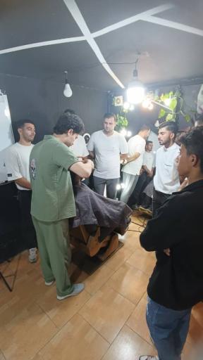 عکس آموزشگاه آرایشگری مردانه تاج