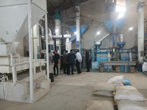 عکس کارخانه برنجکوبی مروارید فومن مهاجری