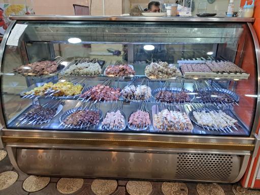 عکس کبابی دایی هادی