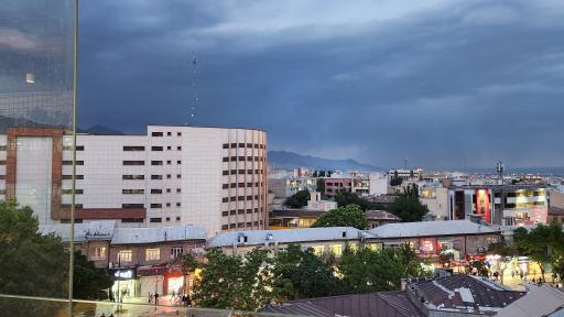 عکس فست فود بام سبز