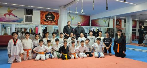 عکس باشگاه ورزشی قهرمان