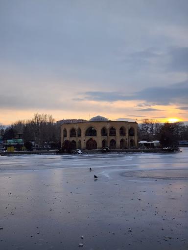 عکس عمارت ائل گلی شاه گولی