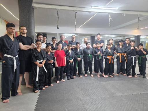 عکس باشگاه ورزشی قهرمان