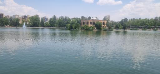 عکس عمارت ائل گلی شاه گولی