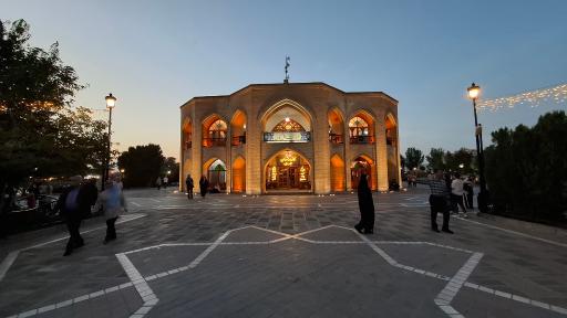 عکس عمارت ائل گلی