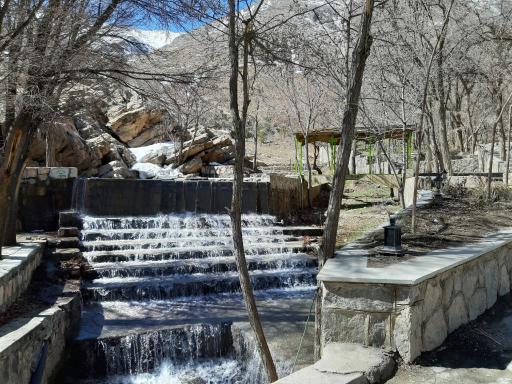 عکس چشمه مرزن گشت (بابا پیر)