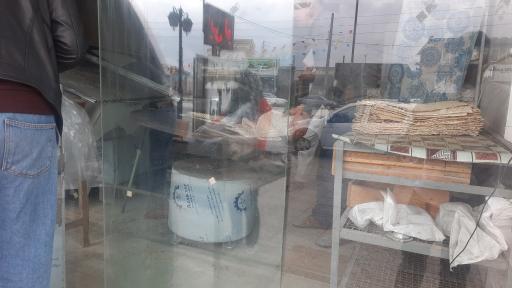 عکس نانوایی لواش