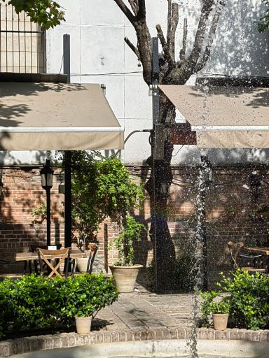 عکس کافه کتاب عمارت روشنان