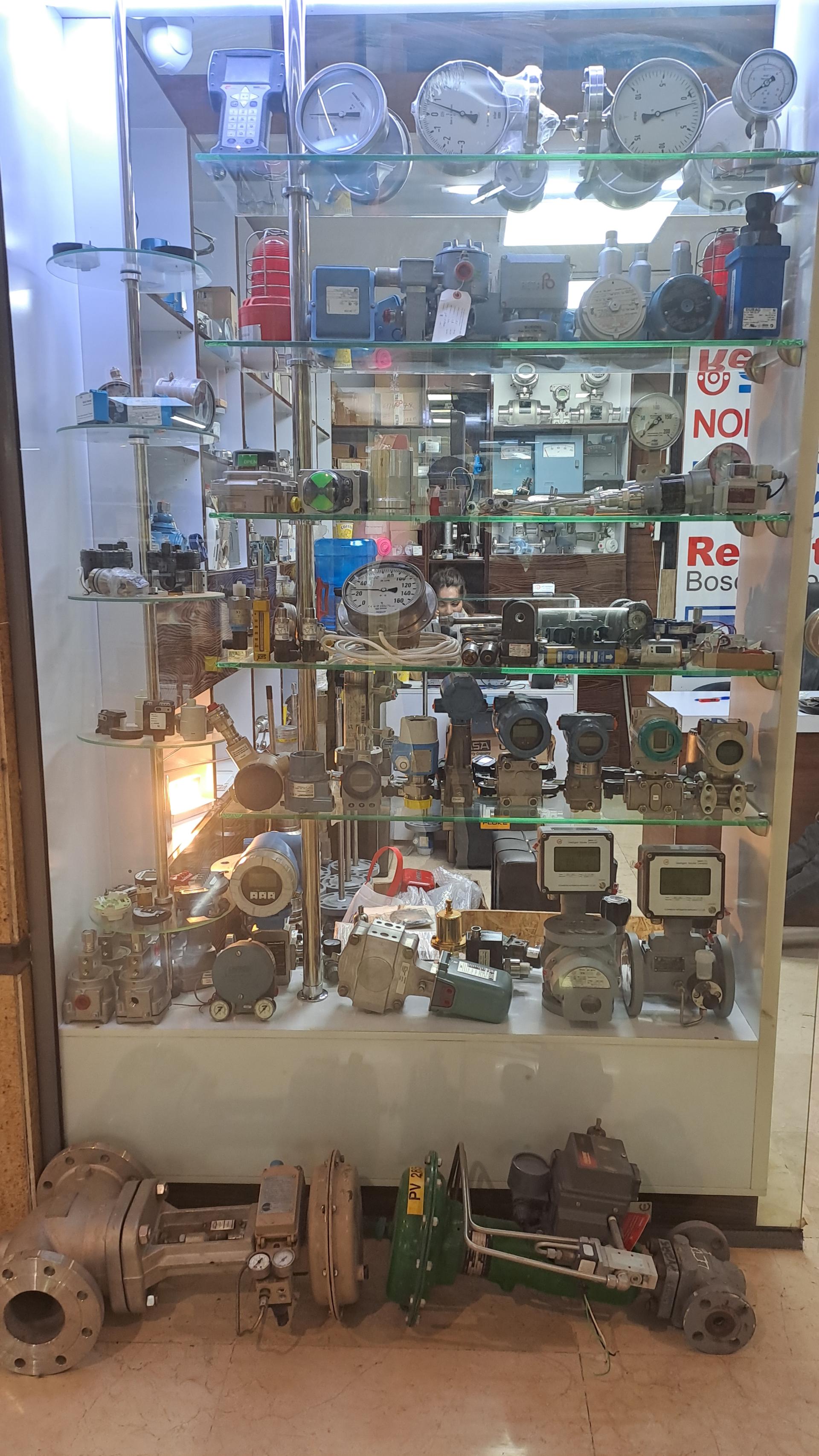 عکس فروشگاه مستر دقیق