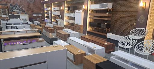 عکس آویسا چوب