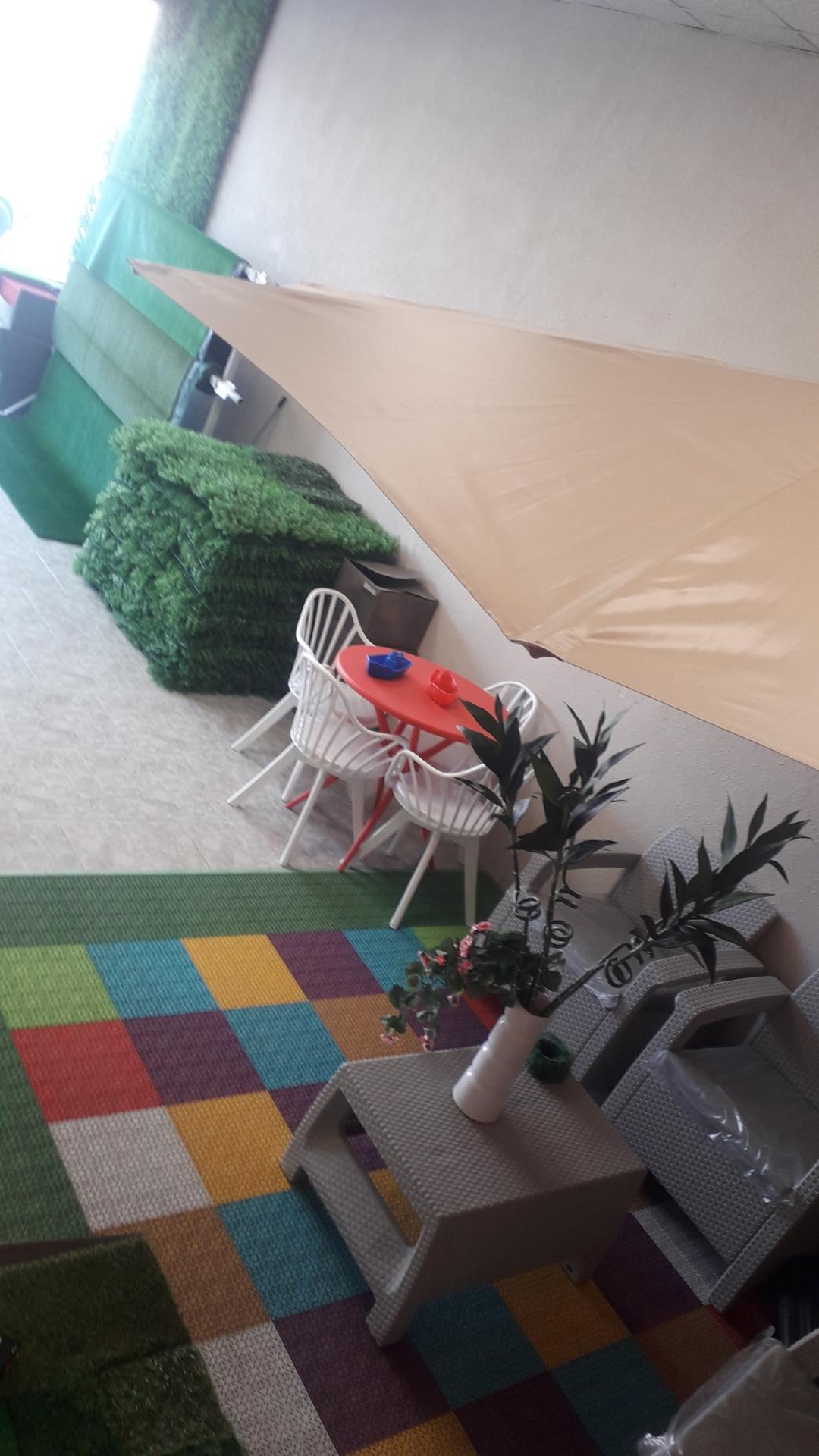 عکس چمن مصنوعی سبز پوش مازند