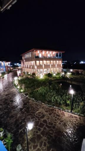 عکس دهکده گردشگری هستی 