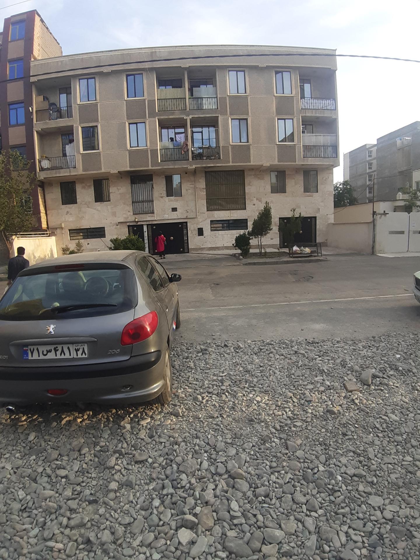 عکس ساختمان طوبی