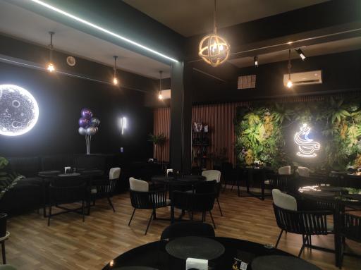 عکس کافه ماه رخ