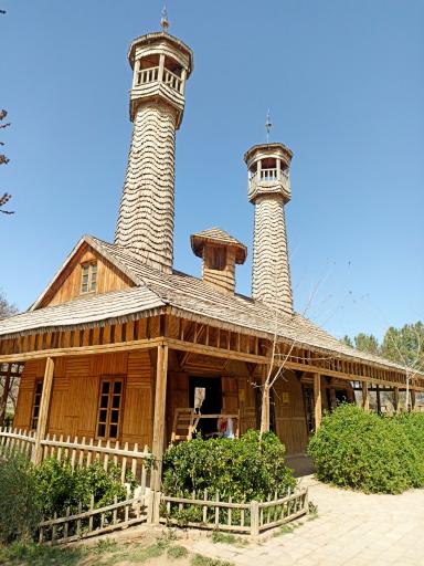 عکس دهکده چوبین