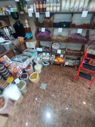 عکس عطاری طوبی