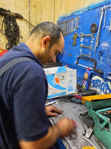 عکس تعمیرگاه بابک 