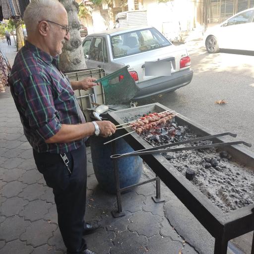 عکس پلو کبابی حسینیان