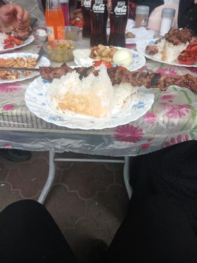عکس پلو کبابی حسینیان