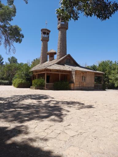 عکس دهکده چوبین