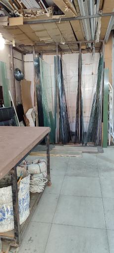 عکس شیشه و آینه خداپرست