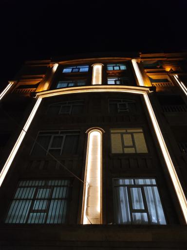 عکس عمارت البرز ۲