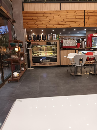 عکس رستوران و فست فود آفتاب گردان