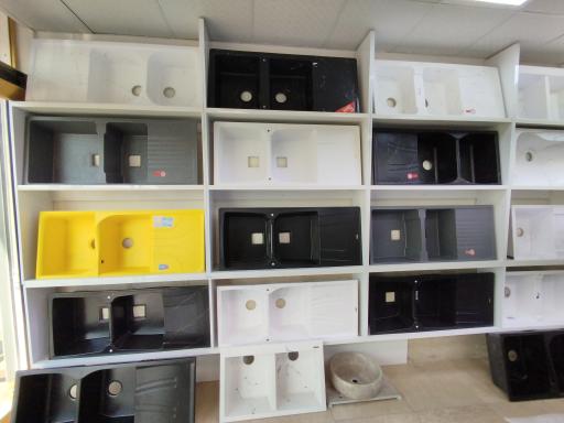 عکس فروشگاه امید  سایت خاوران