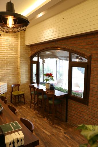 عکس کافه لیتل ایتالی