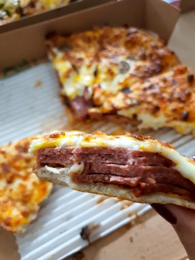 عکس پیتزا پله