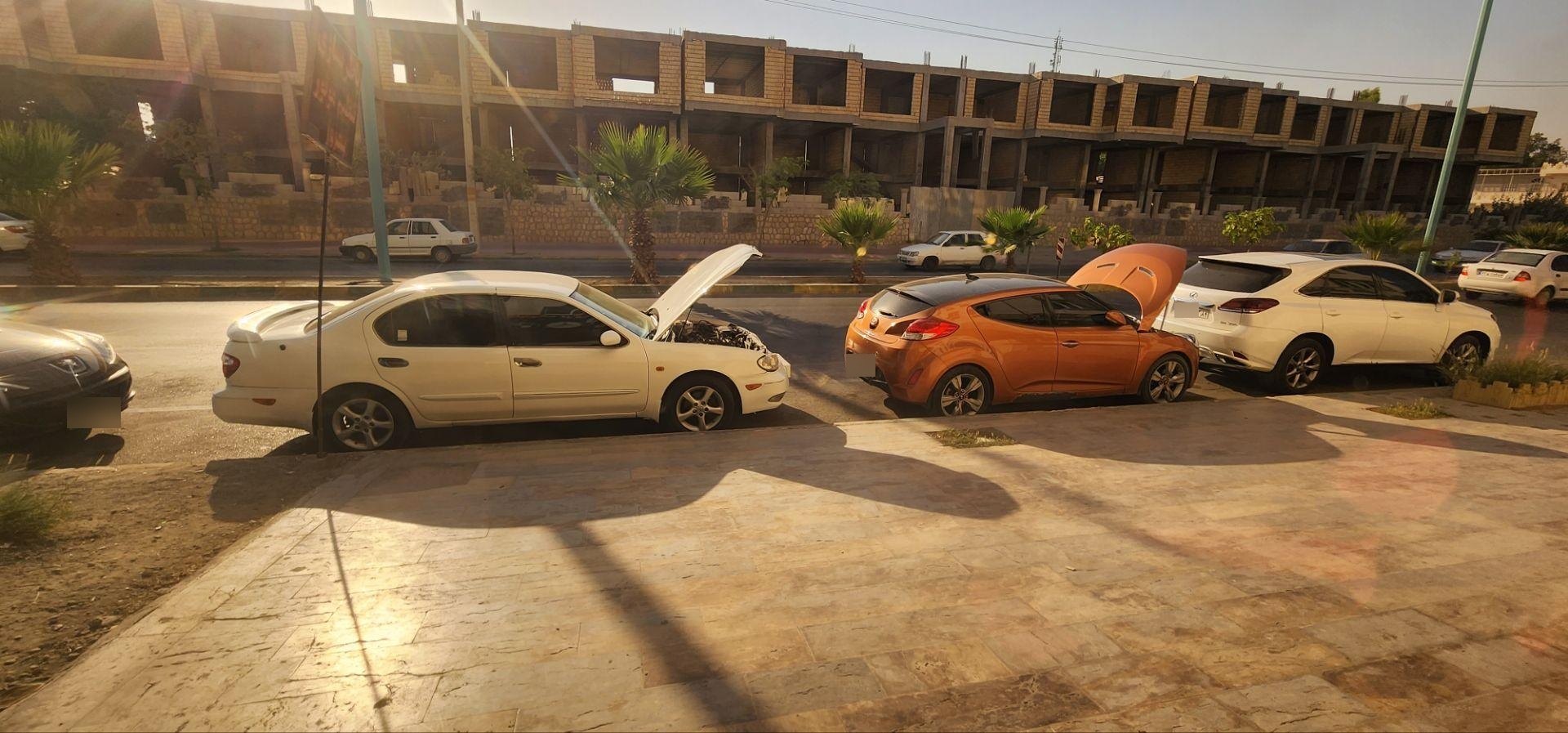 عکس کلینیک برق و تنظیم موتور بهروز