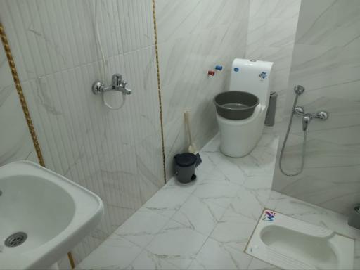 عکس عمارت آقا بابا