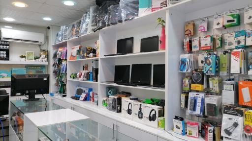 عکس فروشگاه لپ تاپ و کامپیوتر دیجیتک