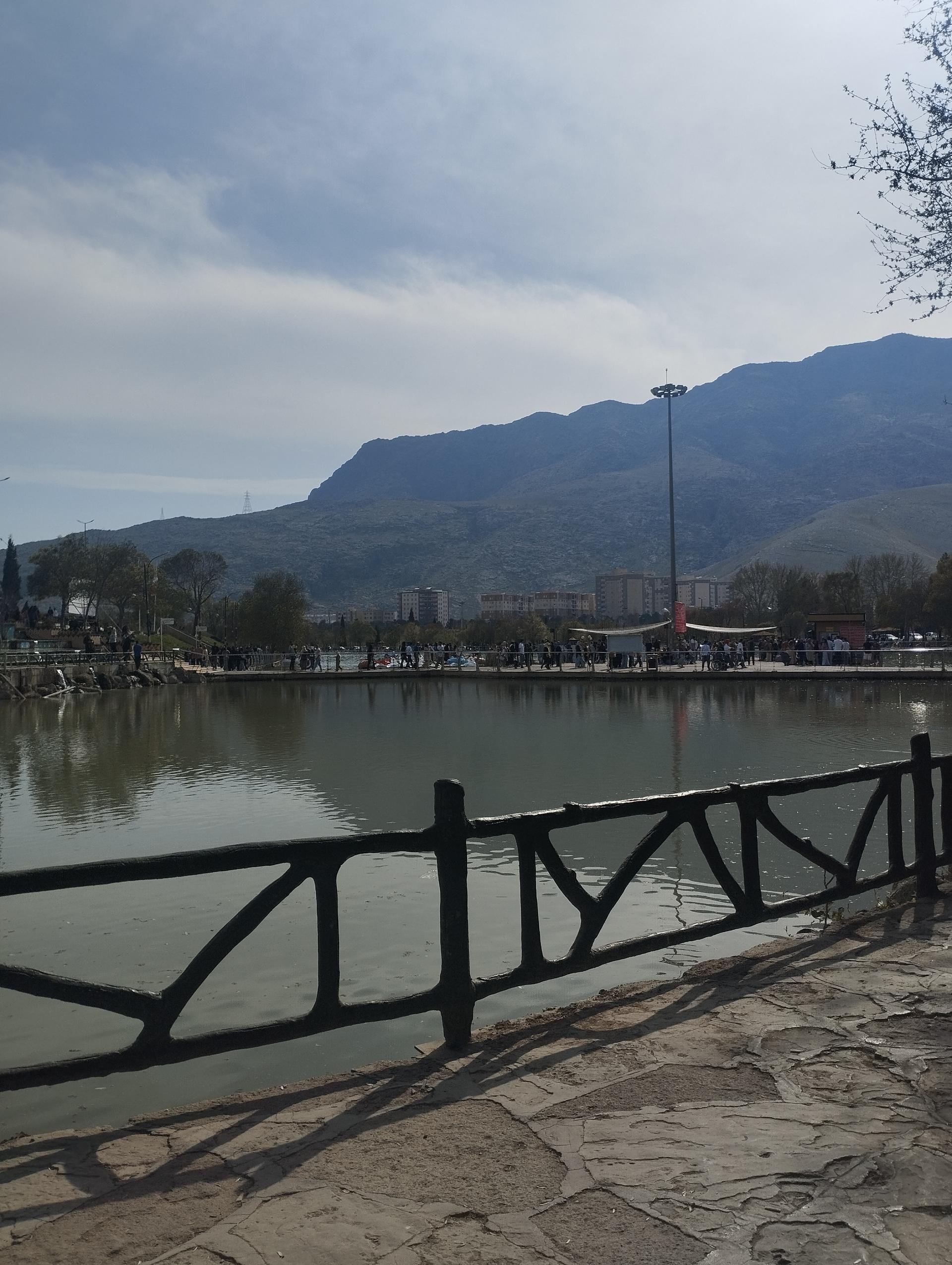 عکس بوستان کیو