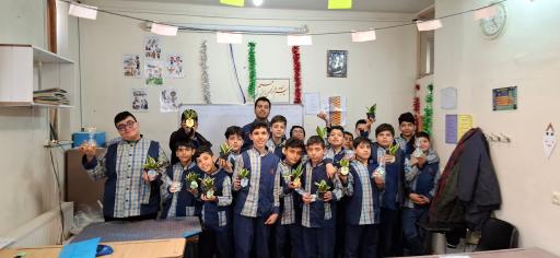 عکس دبستان پسرانه مهاد پروین