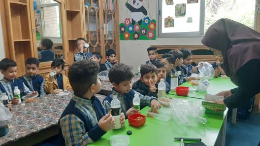 عکس دبستان پسرانه مهاد پروین