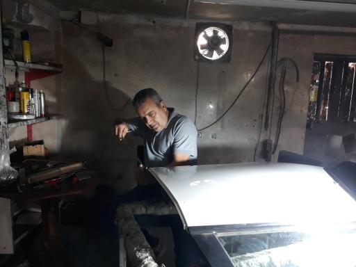 صافکاری اتومبیل مدرن عبادی