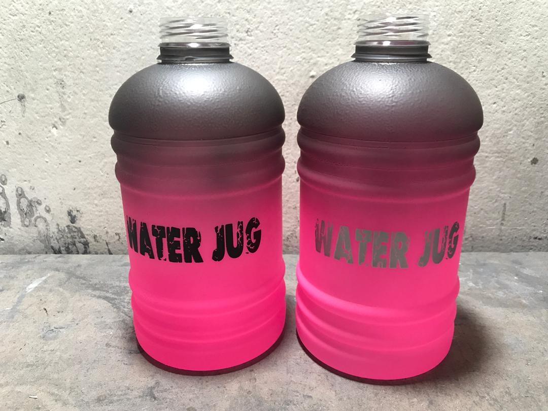 عکس خدمات رنگ و چاپ یاس