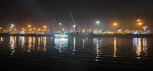 عکس بوستان ساحلی شهدای گمنام