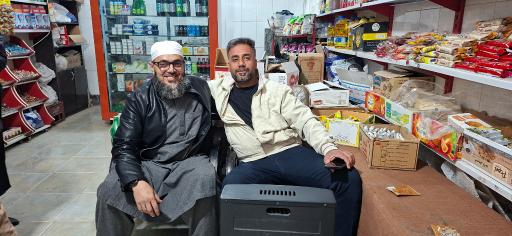 عکس موادغذایی و یخ فروشی یحیایی