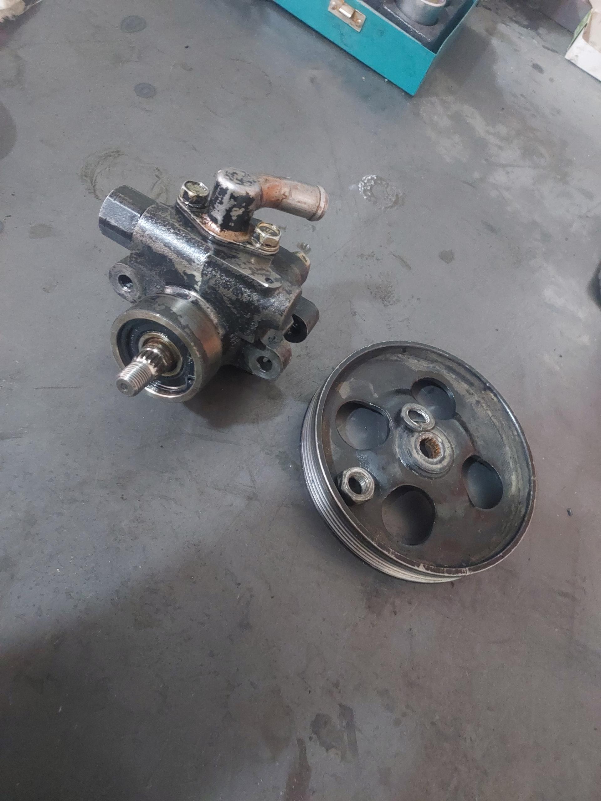 عکس خدمات فنی خودرو رضا