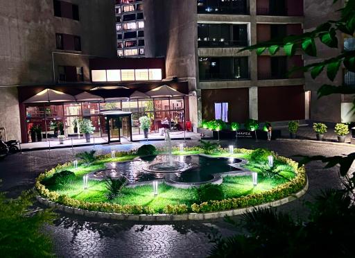 عکس مجتمع آپارتمانی حافظ