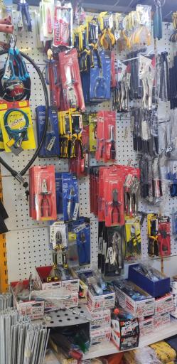 رنگ و ابزار الکتریکی صداقت